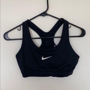 Nike Sports Bra - Black